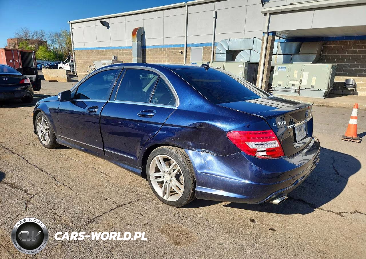 2014 Mercedes-Benz C 300 4Matic VIN:WDDGF8AB1EA907682 - 2