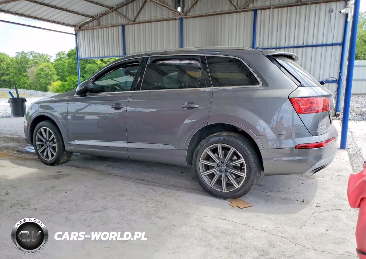 2017 Audi Q7 Premium Plus VIN:WA1LHAF76HD044566 - 2