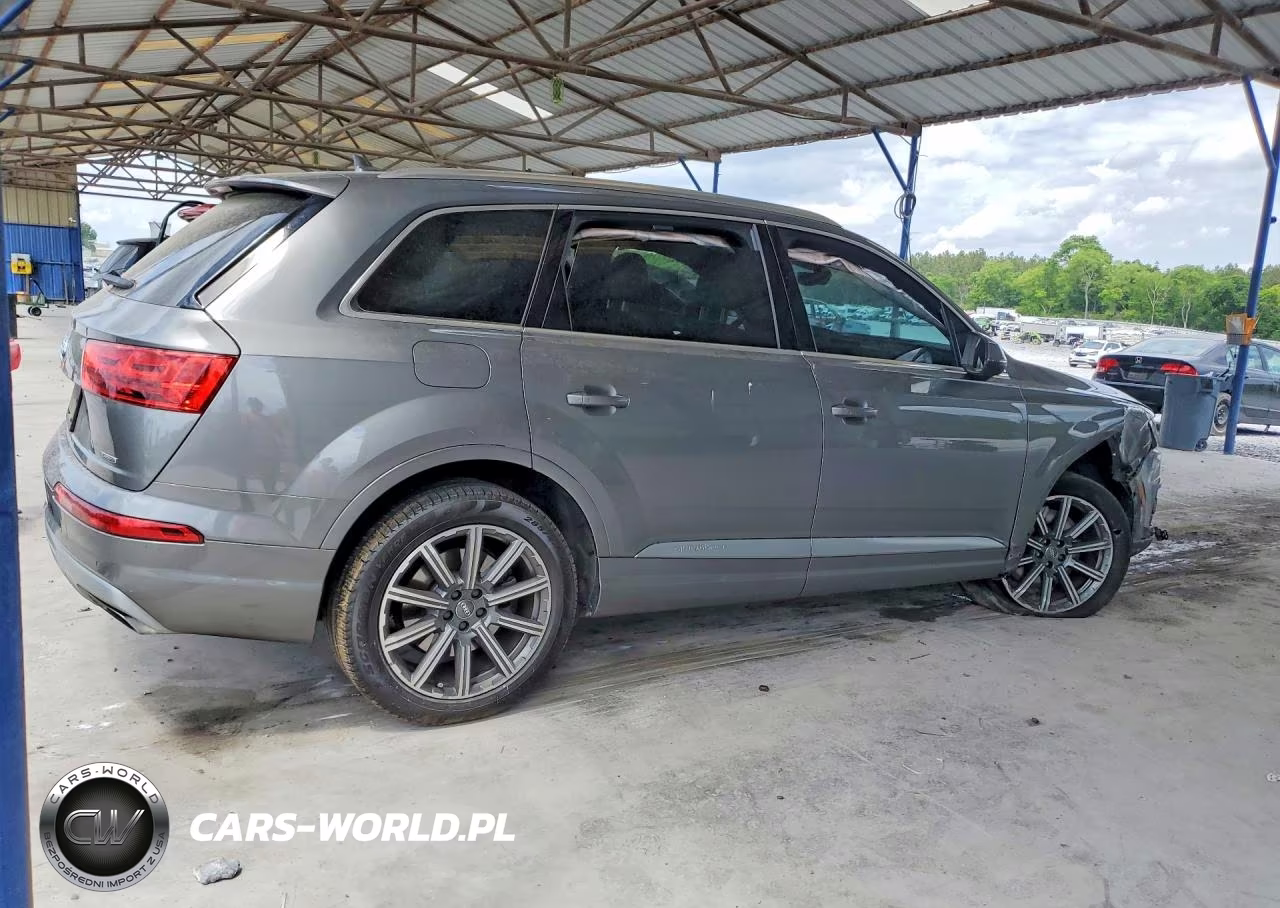 2017 Audi Q7 Premium Plus VIN:WA1LHAF76HD044566 - 3