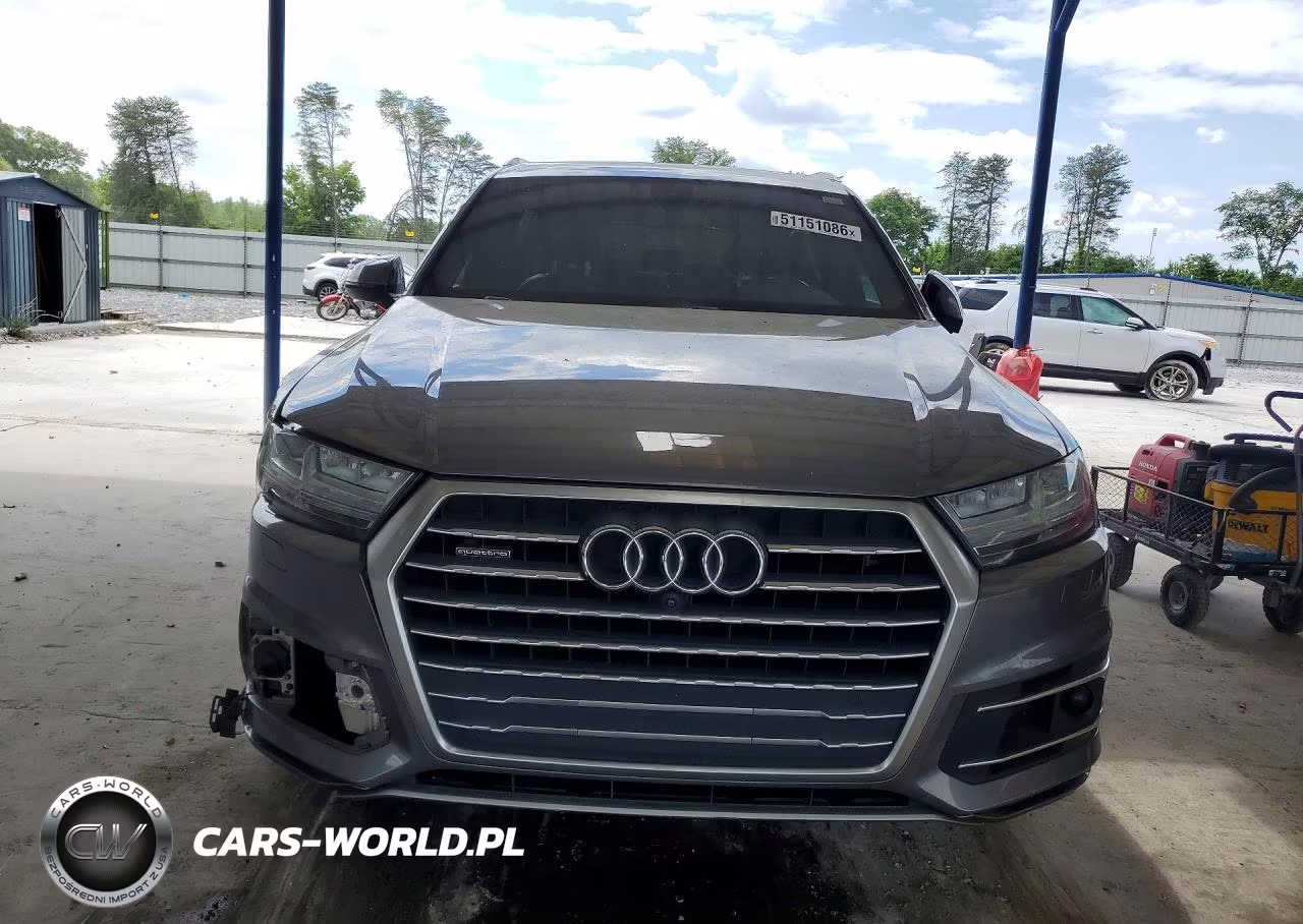 2017 Audi Q7 Premium Plus VIN:WA1LHAF76HD044566 - 5