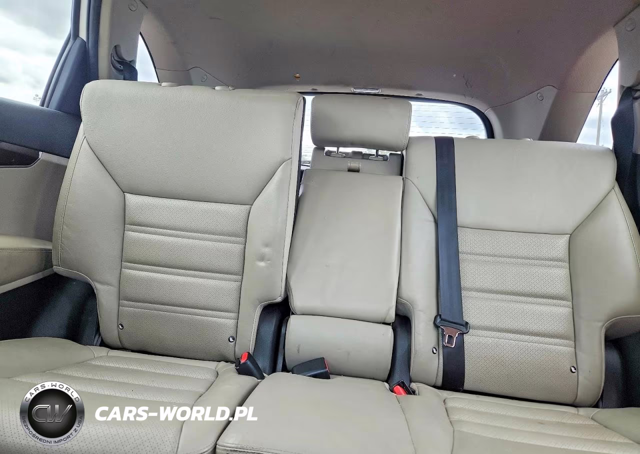 2016 Kia Sorento Ex VIN:5XYPHDA19GG138470 - 10