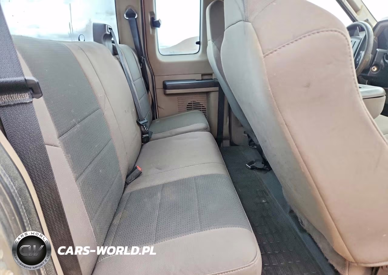 2010 Ford F350 Super Duty VIN:1FDWX3HR9AEB16033 - 10