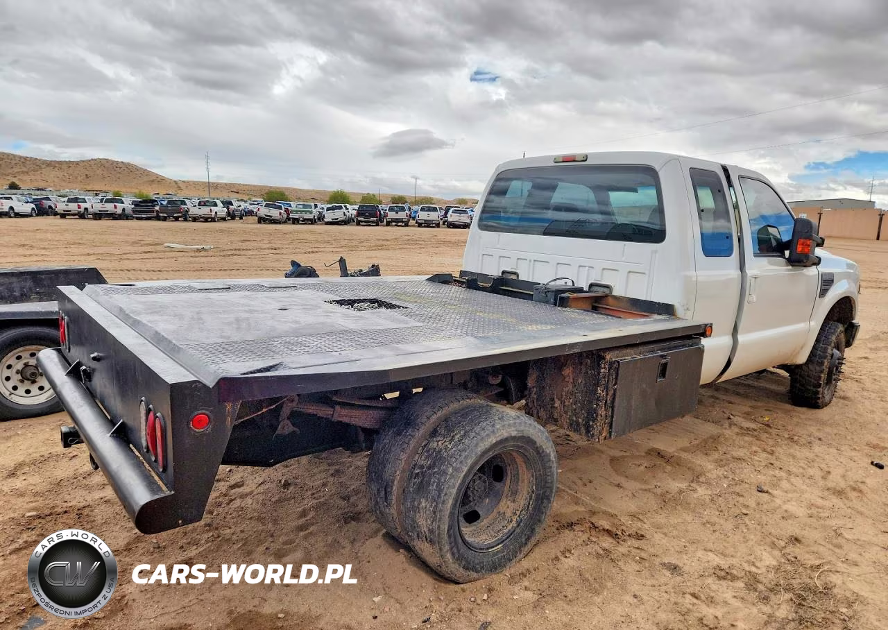 2010 Ford F350 Super Duty VIN:1FDWX3HR9AEB16033 - 3