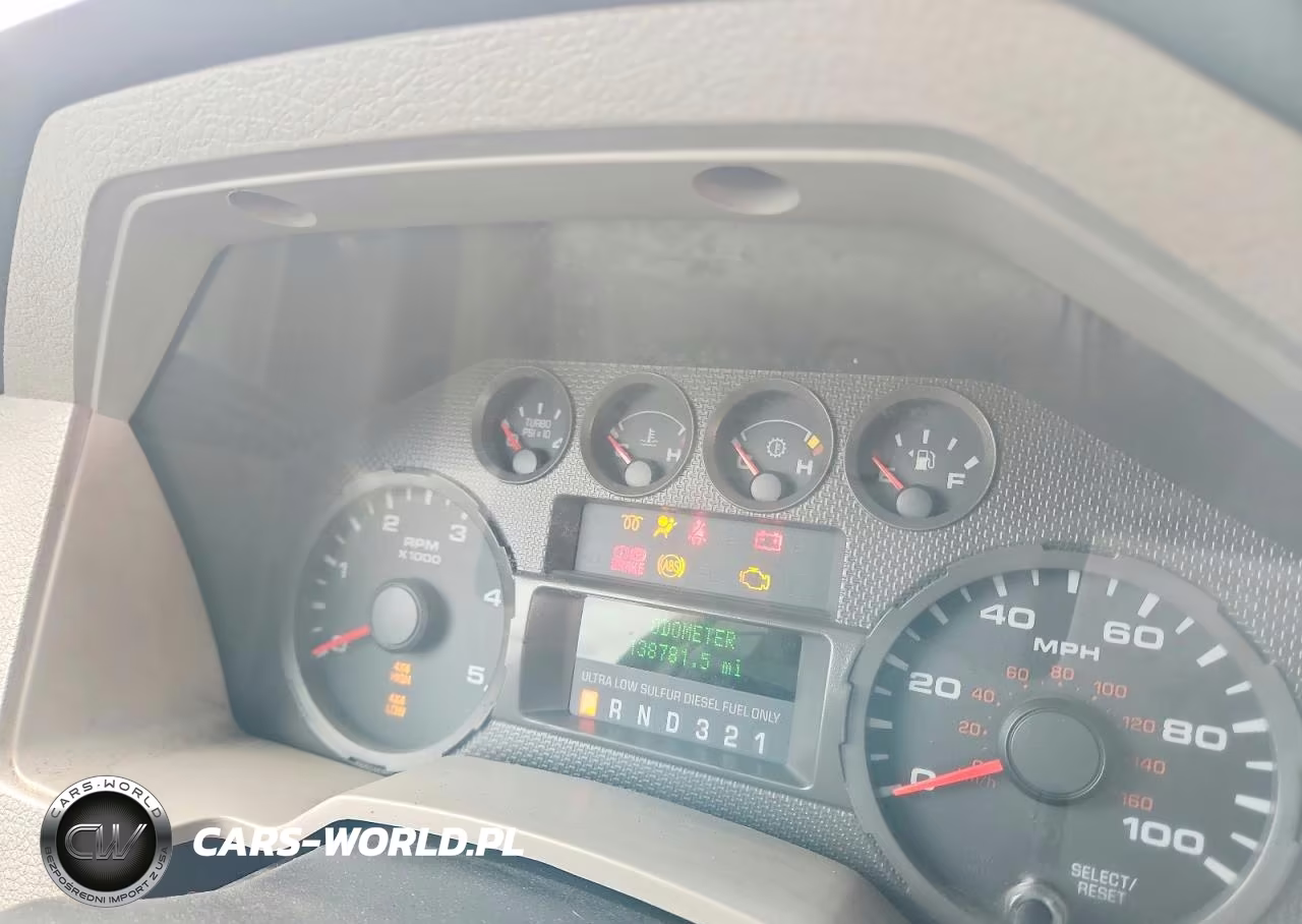 2010 Ford F350 Super Duty VIN:1FDWX3HR9AEB16033 - 9