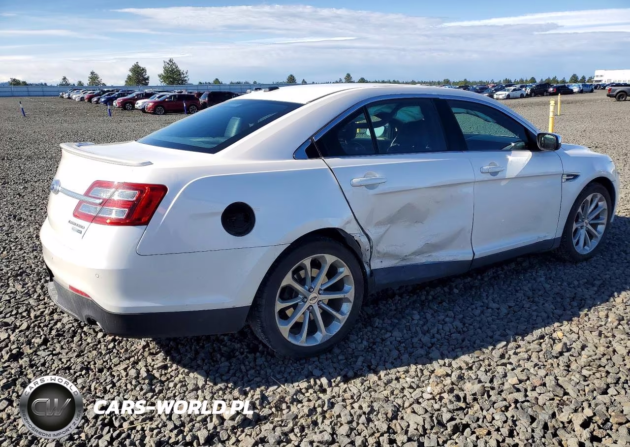 2018 Ford Taurus Limited VIN:1FAHP2J81JG120788 - 3