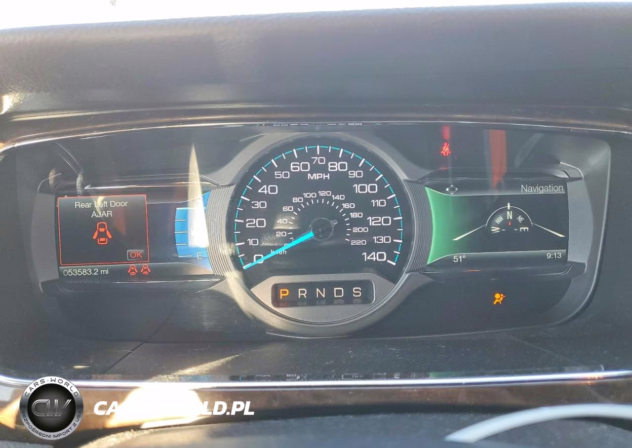 2018 Ford Taurus Limited VIN:1FAHP2J81JG120788 - 9