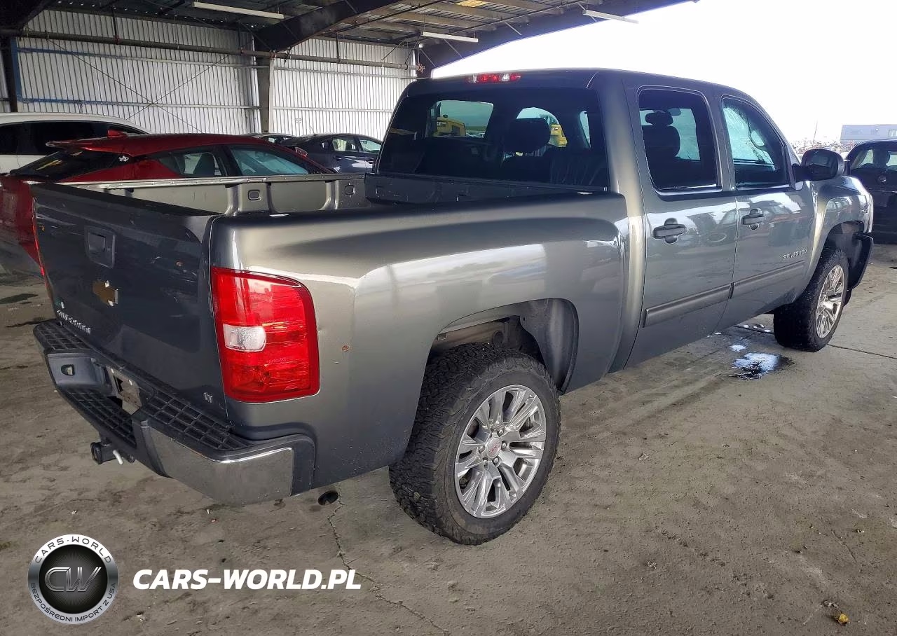 2011 Chevrolet Silverado C1500 Lt VIN:3GCPCSE04BG188868 - 3