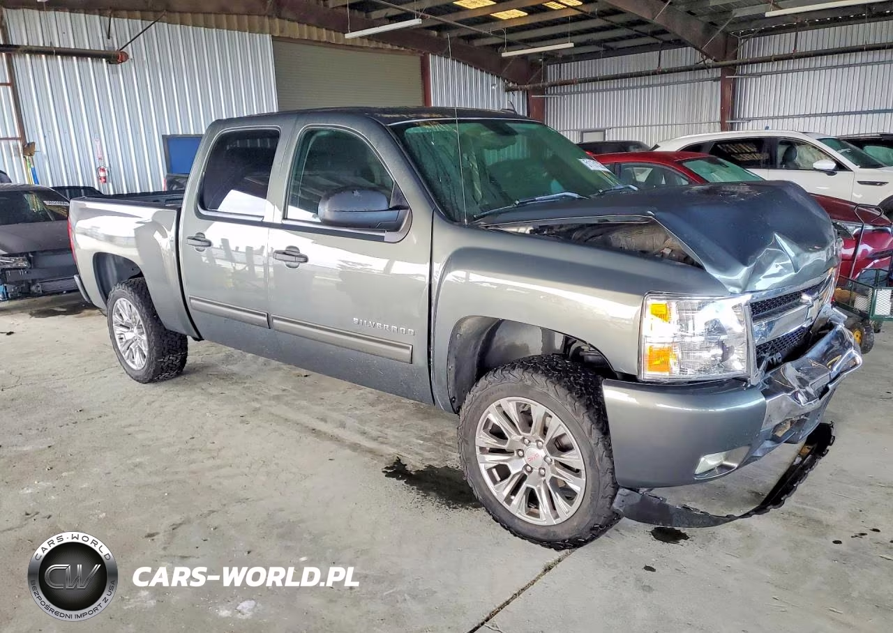 2011 Chevrolet Silverado C1500 Lt VIN:3GCPCSE04BG188868 - 4