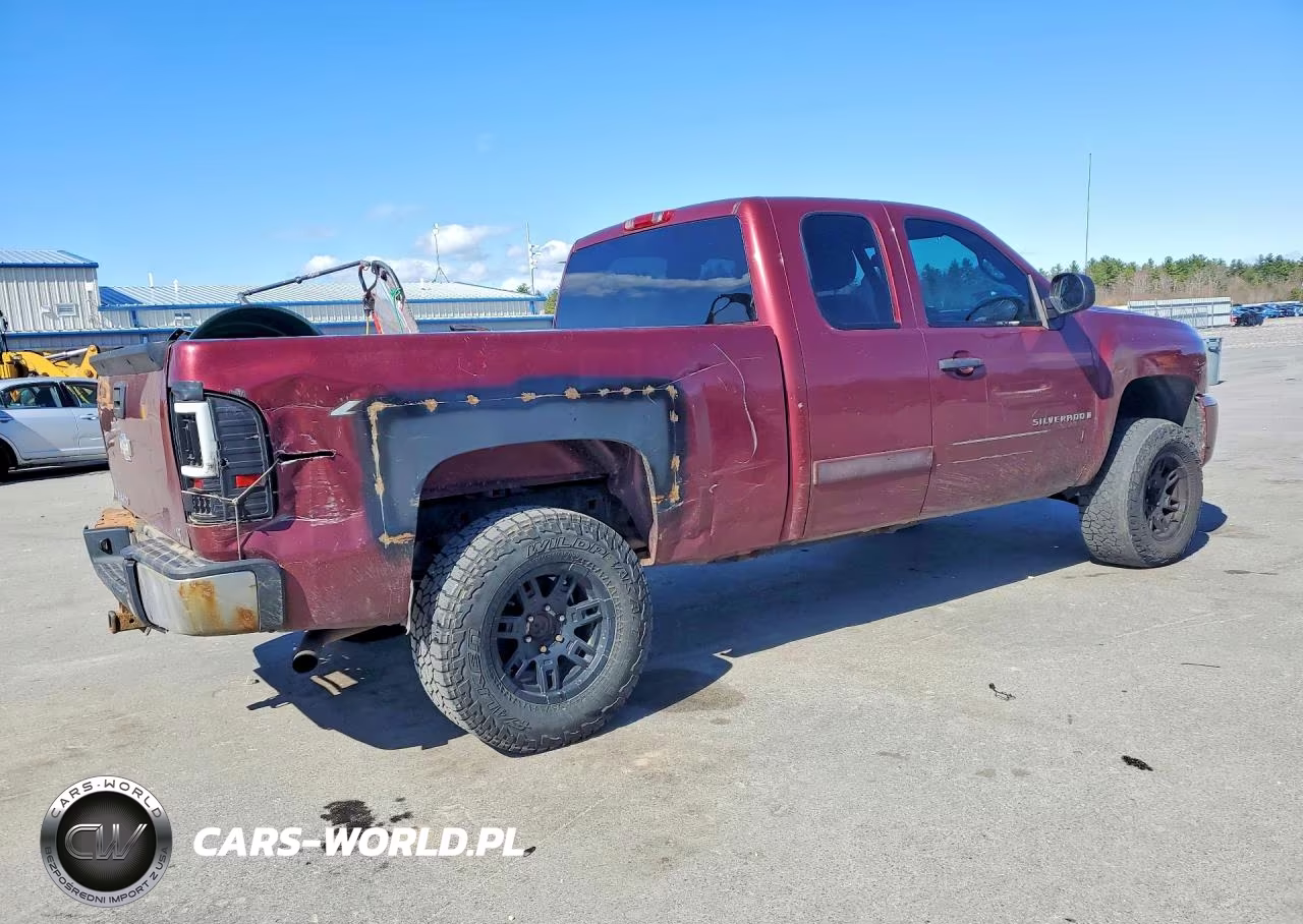 2008 Chevrolet Silverado K1500 VIN:2GCEK19J281273264 - 3