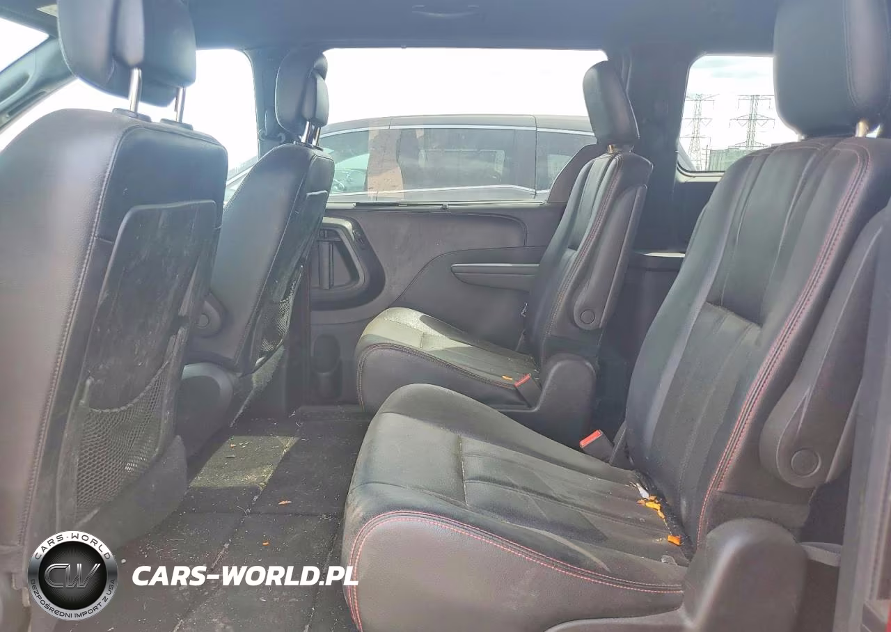 2018 Dodge Grand Caravan Gt VIN:2C4RDGEG5JR221644 - 11