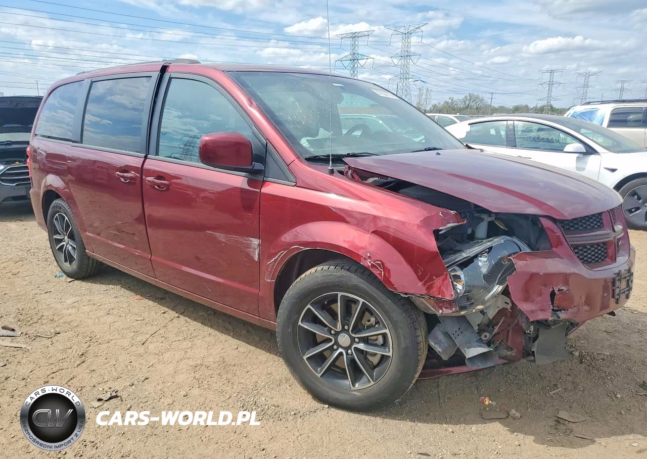 2018 Dodge Grand Caravan Gt VIN:2C4RDGEG5JR221644 - 4