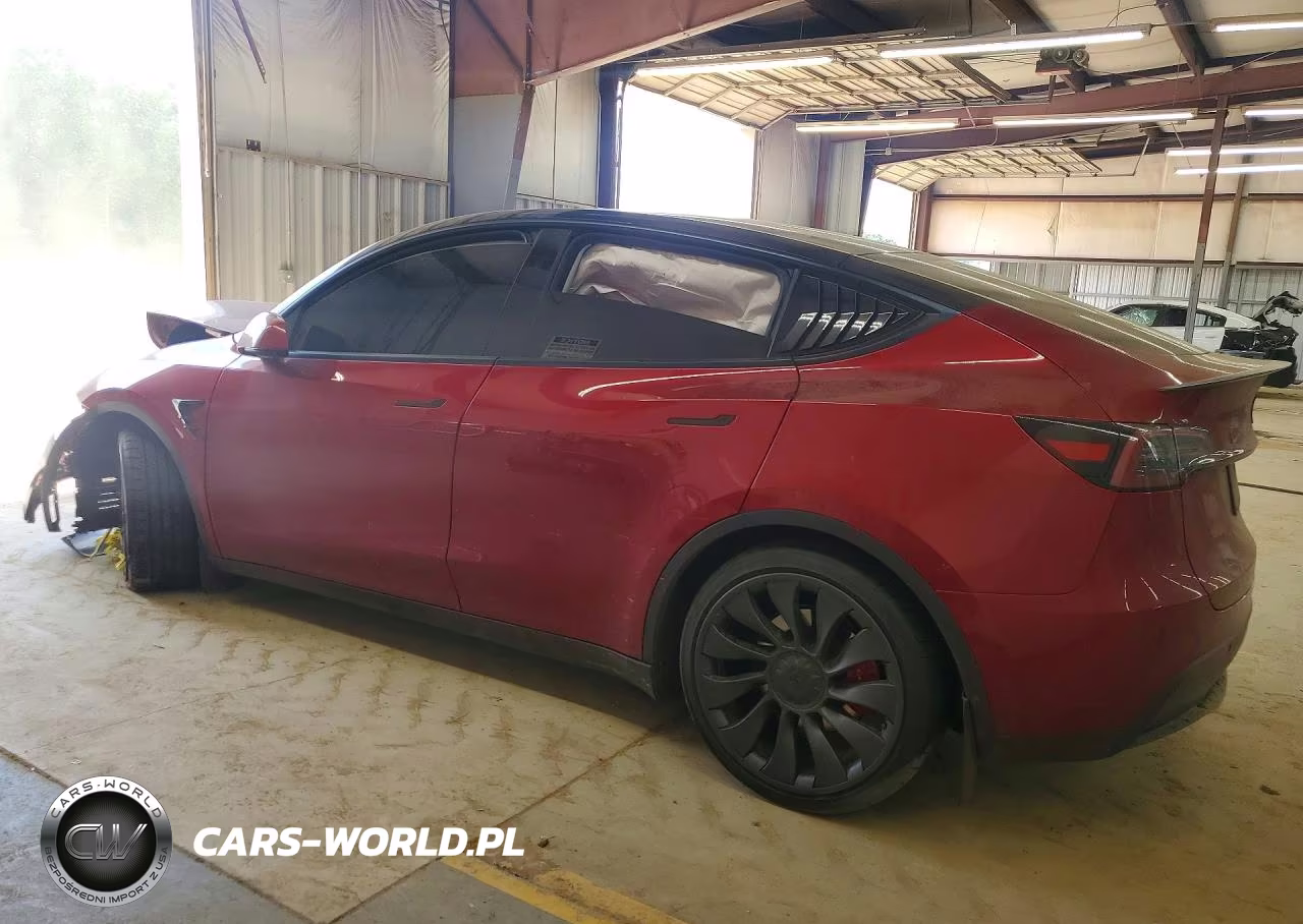 2025 Tesla Model Y VIN:7SAYGDEF8SA362696 - 2