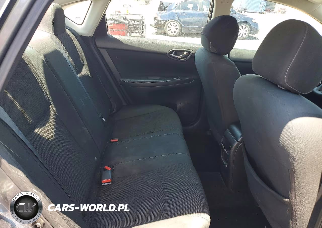 2019 Nissan Sentra S VIN:3N1AB7AP2KY263945 - 10