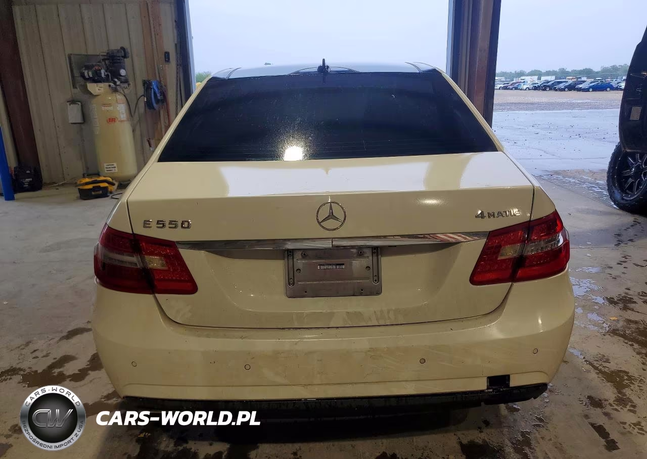 2010 Mercedes-Benz E550 VIN:WDDHF9AB4AA236643 - 6