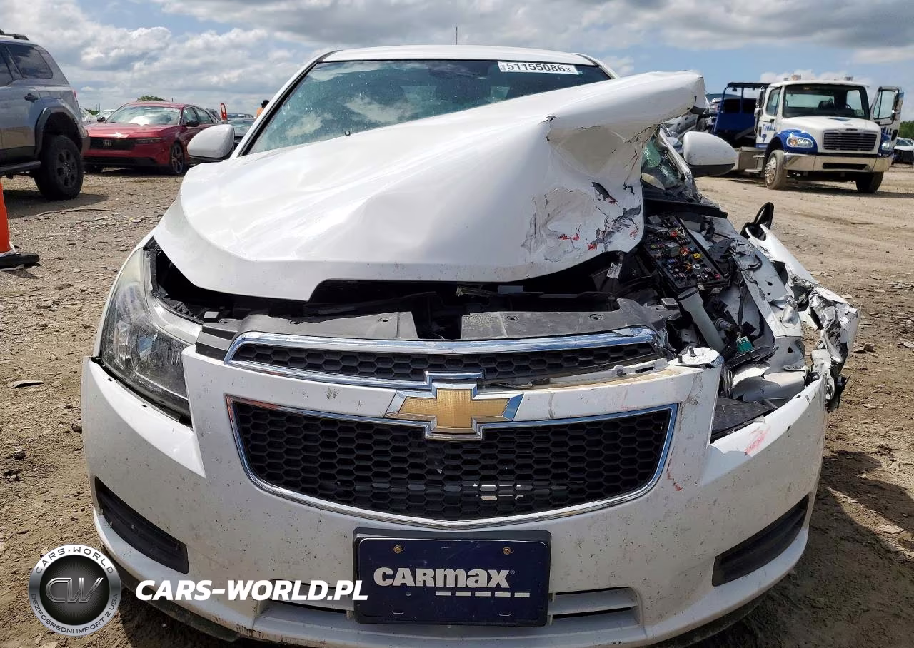 2014 Chevrolet Cruze Lt VIN:1G1PC5SB4E7143185 - 5
