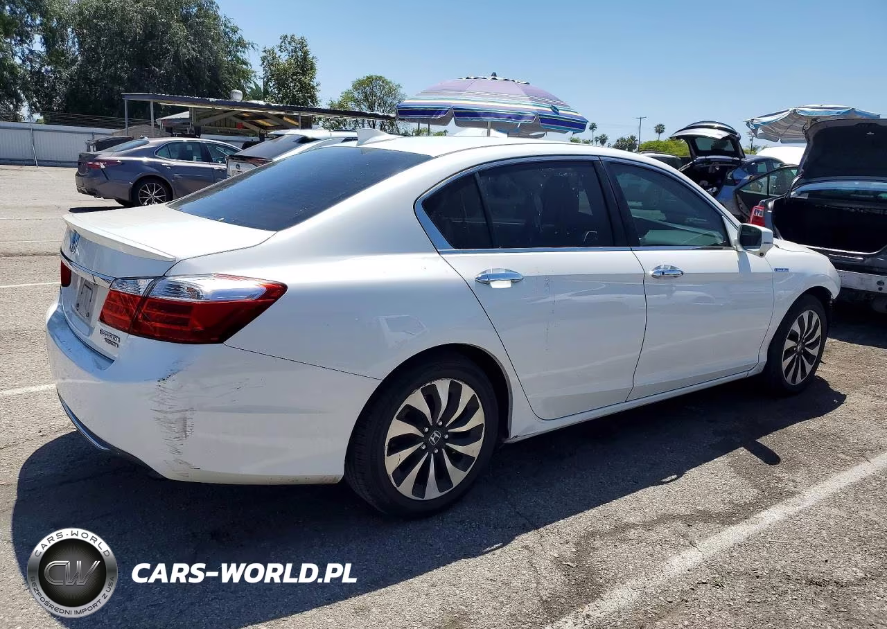 2014 Honda Accord Touring Hybrid VIN:1HGCR6F70EA007334 - 3