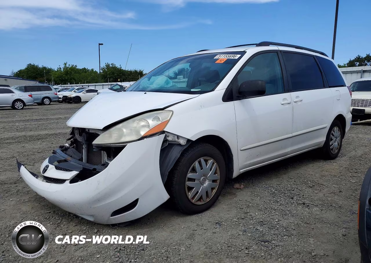 2008 Toyota Sienna Le 8-Passenger