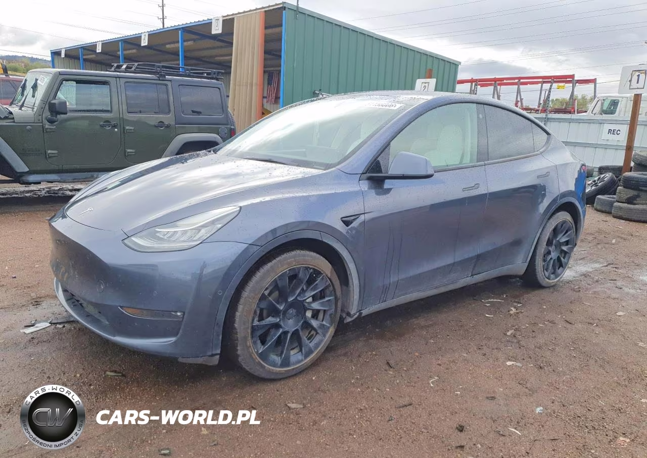 2022 Tesla Model Y – zdjęcie 1 z 12