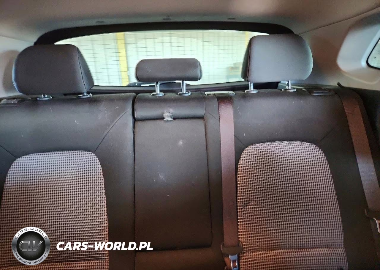 2022 Hyundai Kona Se VIN:KM8K22AB6NU877716 - 10