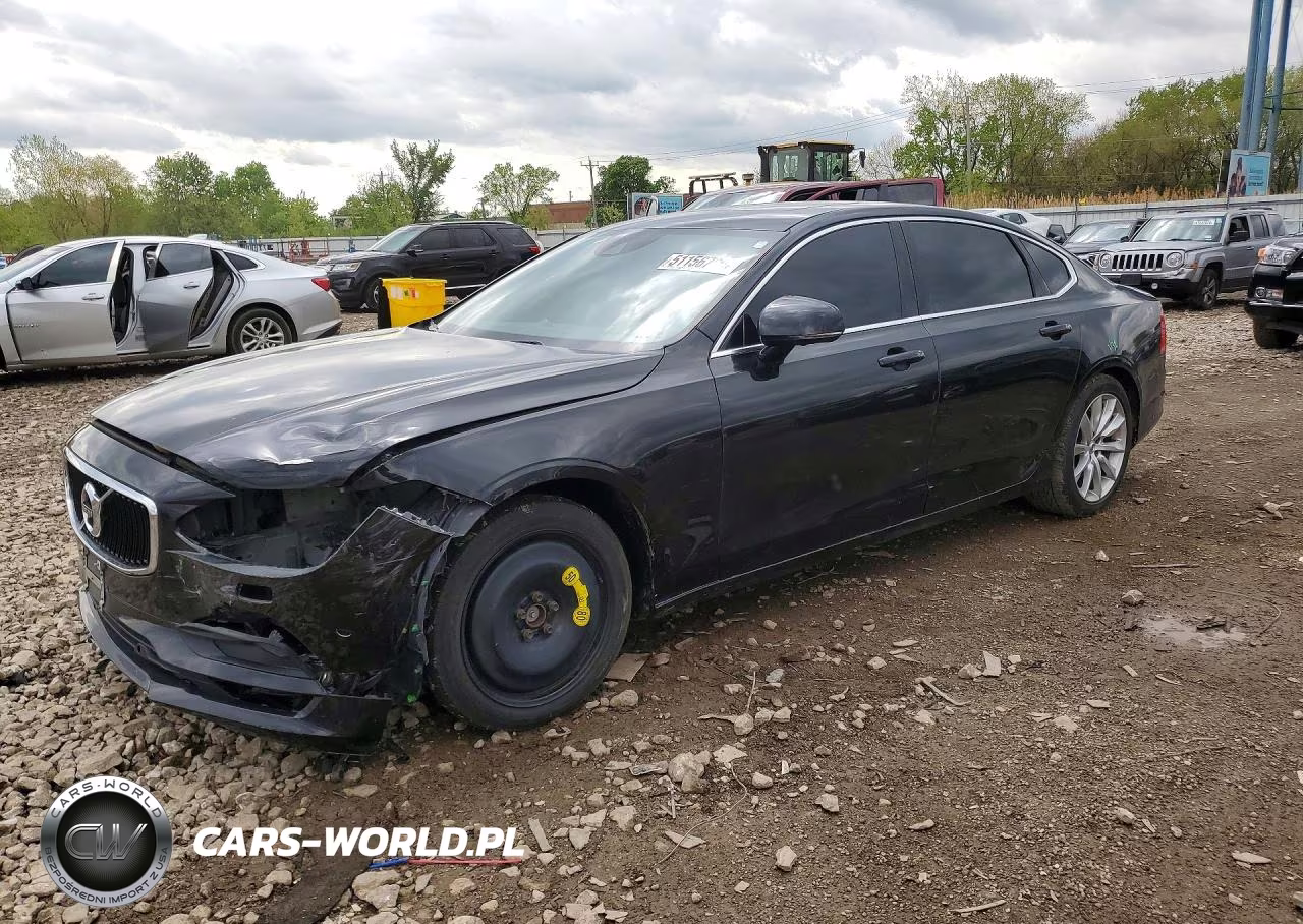 2018 Volvo S90 T6 Momentum