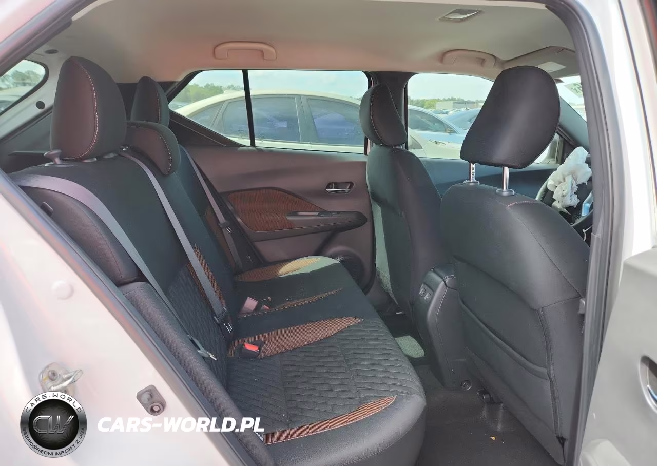 2023 Nissan Kicks Sr VIN:3N1CP5DV1PL482313 - 11