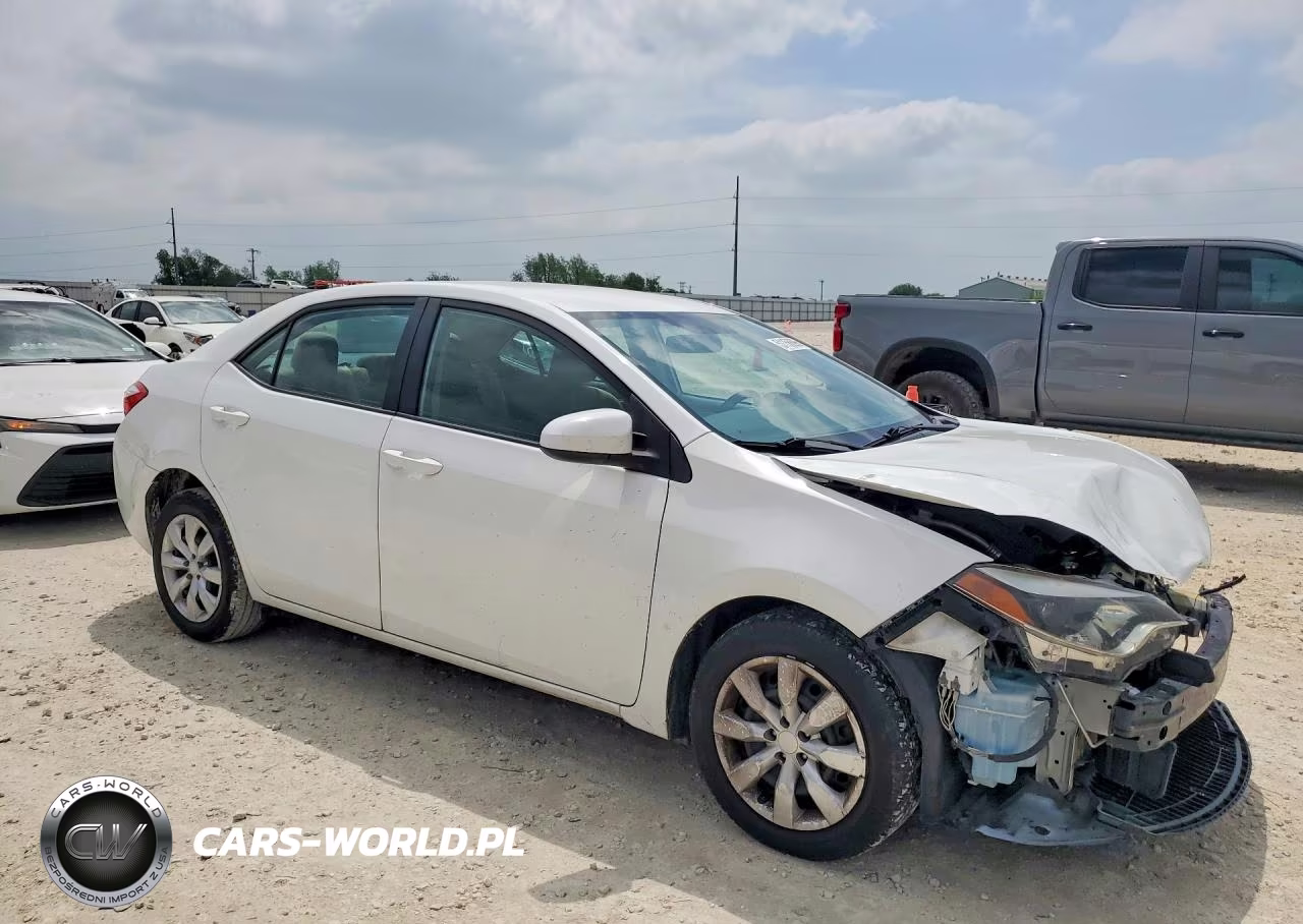2016 Toyota Corolla Le VIN:5YFBURHE9GP480136 - 4