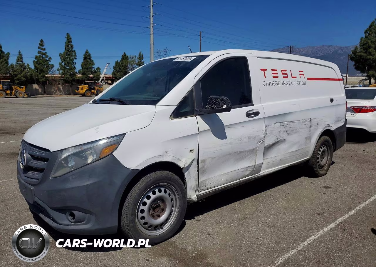 2016 Mercedes-Benz Metris