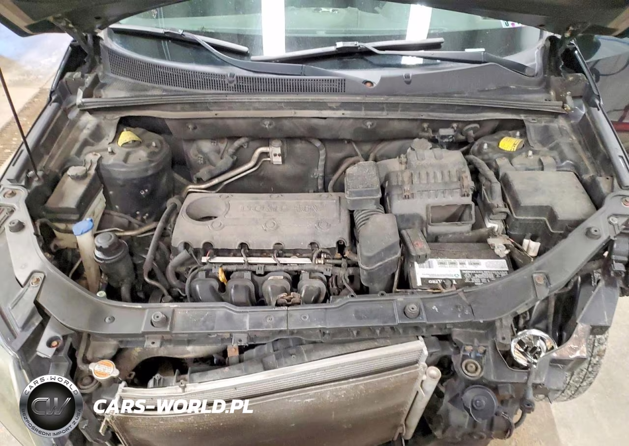 2011 Kia Sorento Lx VIN:5XYKTCA11BG111856 - 12