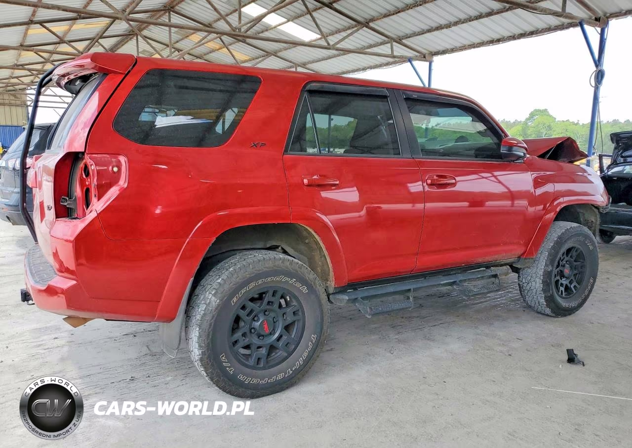 2018 Toyota 4Runner Sr5 VIN:JTEBU5JR0J5578820 - 3