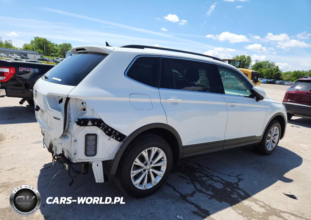 2019 Volkswagen Tiguan Se VIN:3VV2B7AX8KM082536 - 3
