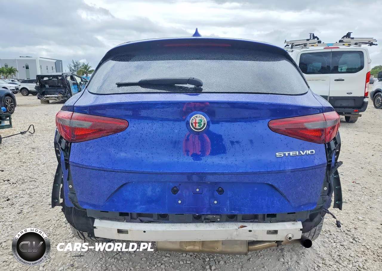 2023 Alfa Romeo Stelvio Sprint VIN:ZASPAJAN4P7D50509 - 6