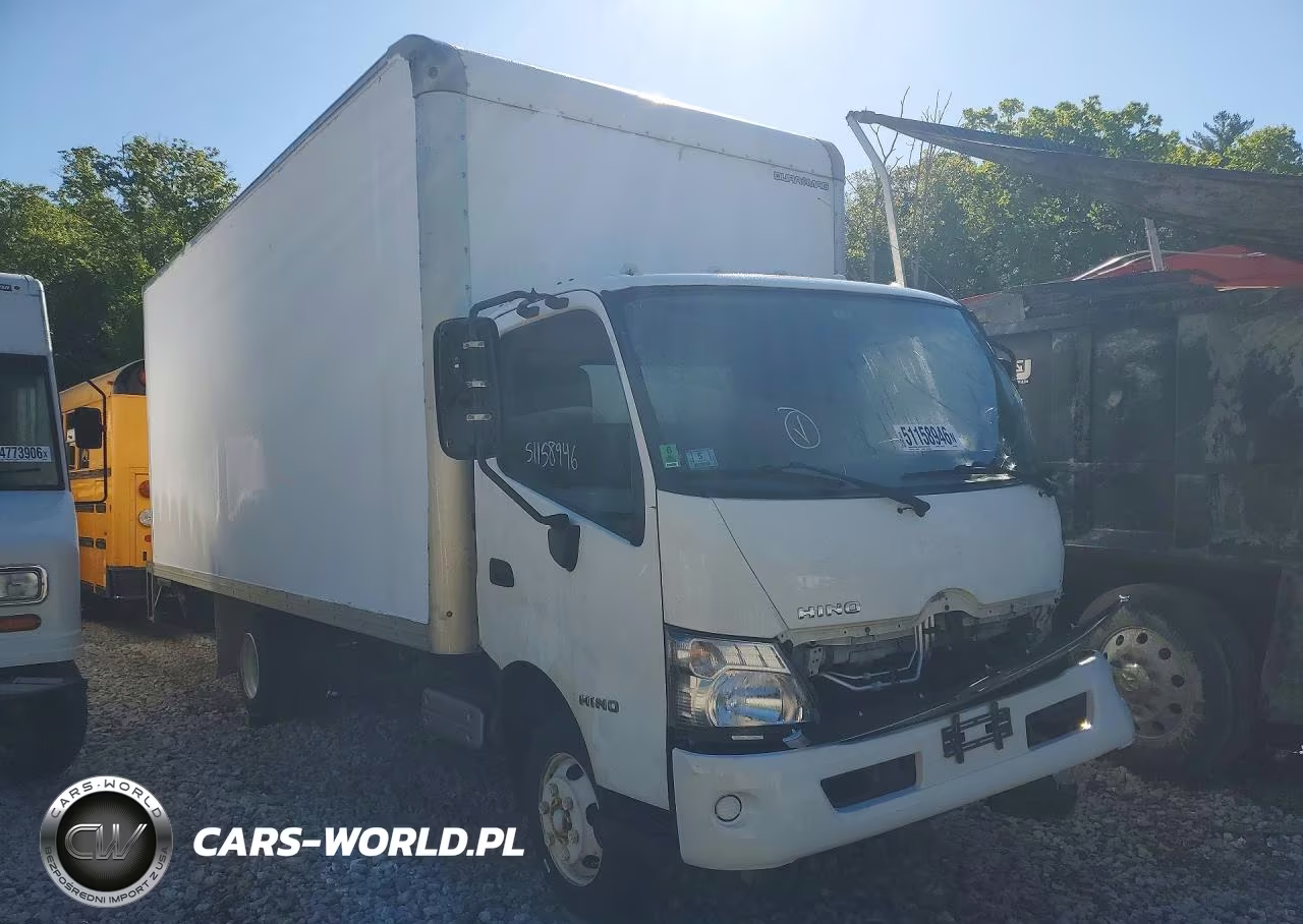 2019 Hino 155 Box Truck VIN:JHHXDM1HXKK010084 - 4
