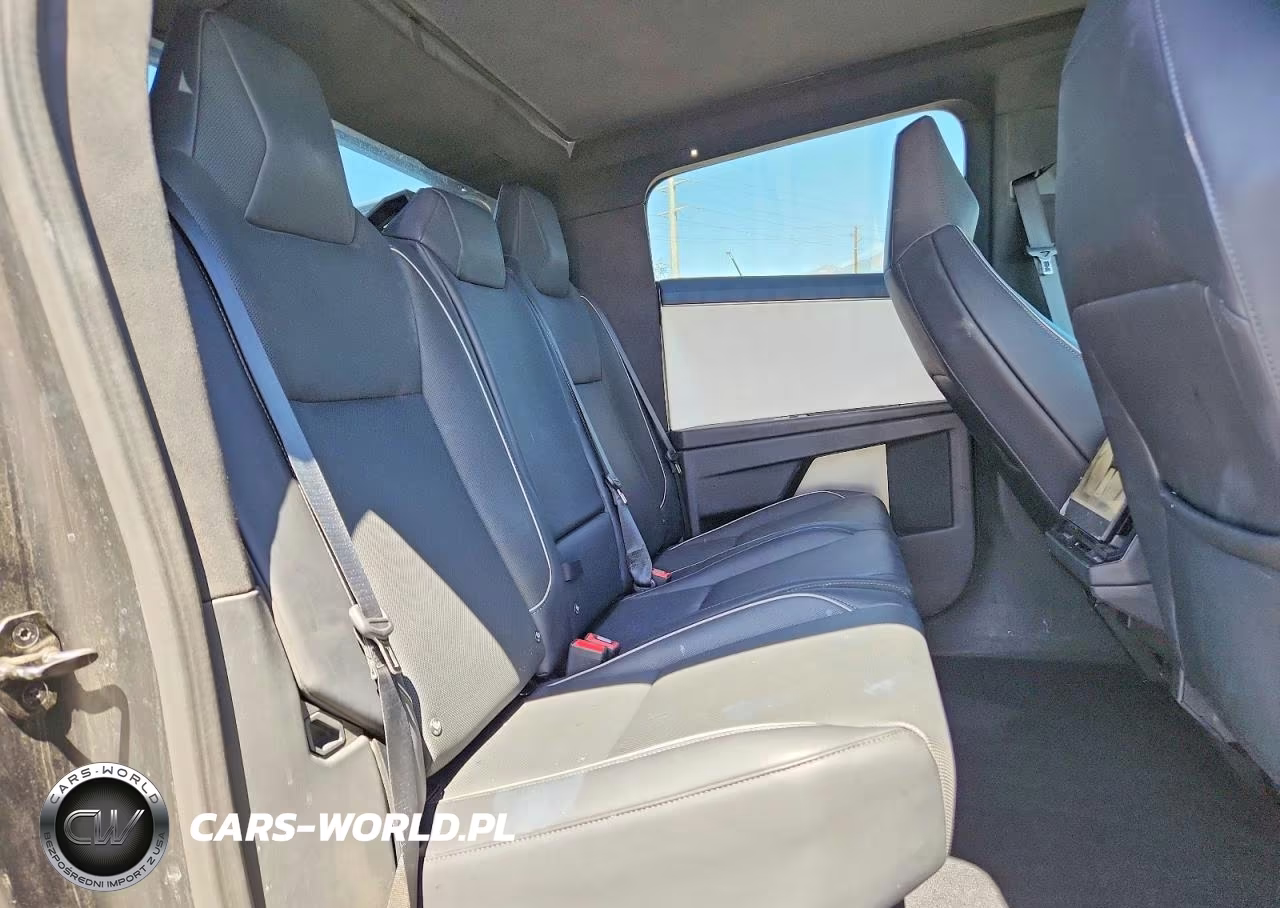 2024 Tesla Cybertruck VIN:7G2CEHED8RA012737 - 10