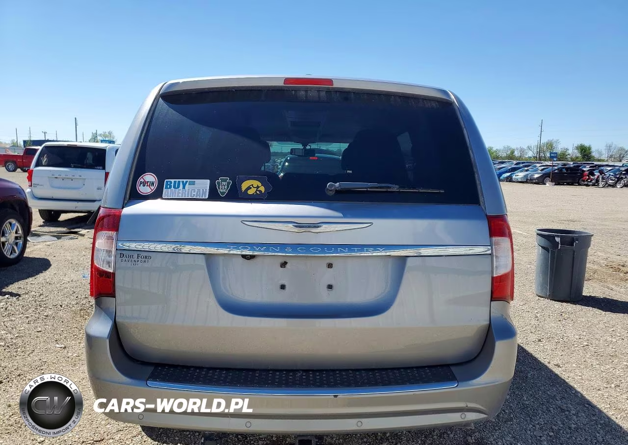 2016 Chrysler Town & Country Touring L VIN:2C4RC1CG9GR306403 - 6