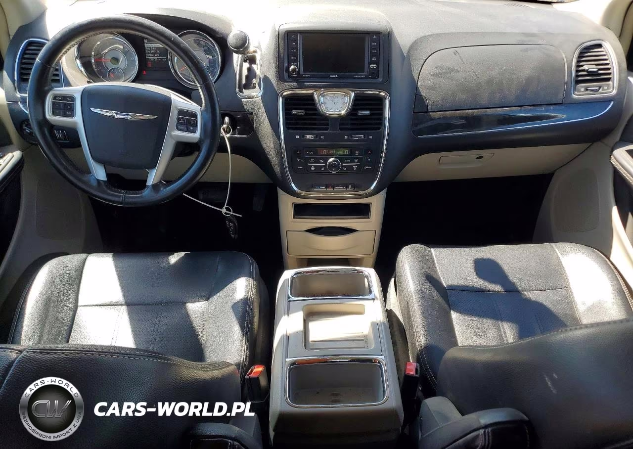 2016 Chrysler Town & Country Touring L VIN:2C4RC1CG9GR306403 - 8