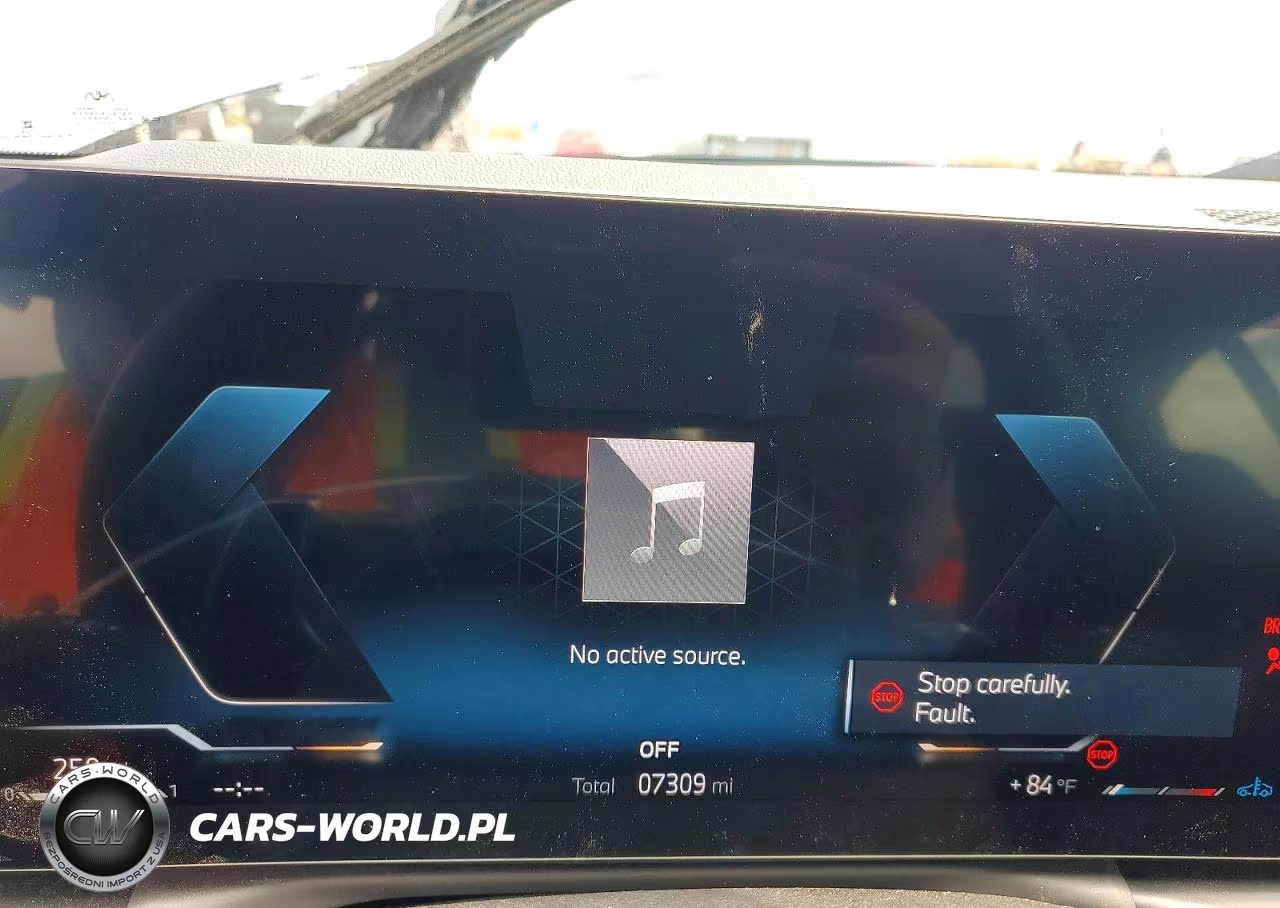 2025 BMW 330I VIN:3MW69CW0XS8F72790 - 9