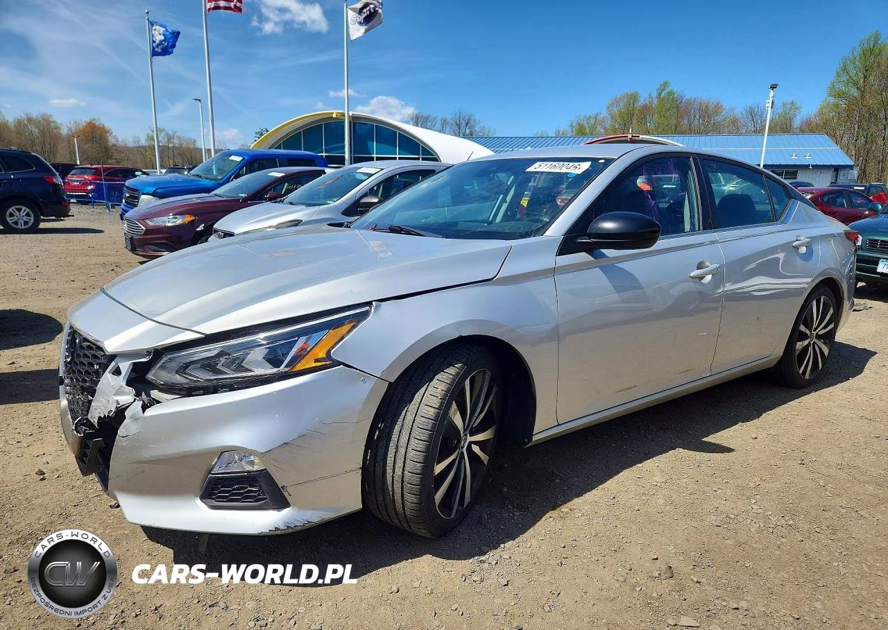 2020 Nissan Altima Sr