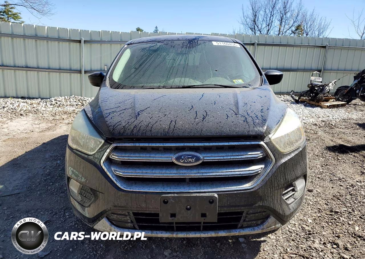 2017 Ford Escape Se VIN:1FMCU9G93HUE61445 - 5