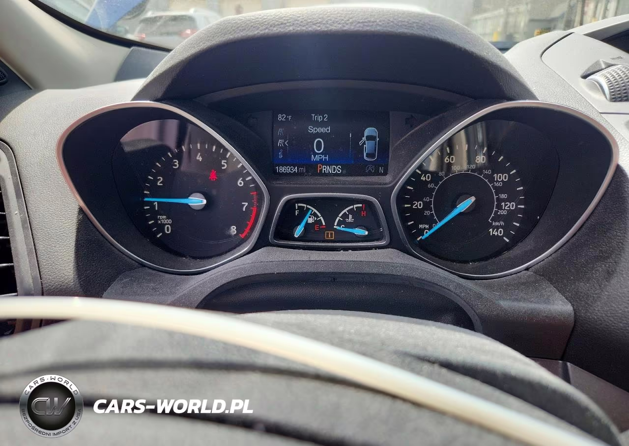 2017 Ford Escape Se VIN:1FMCU0GD9HUB42096 - 9
