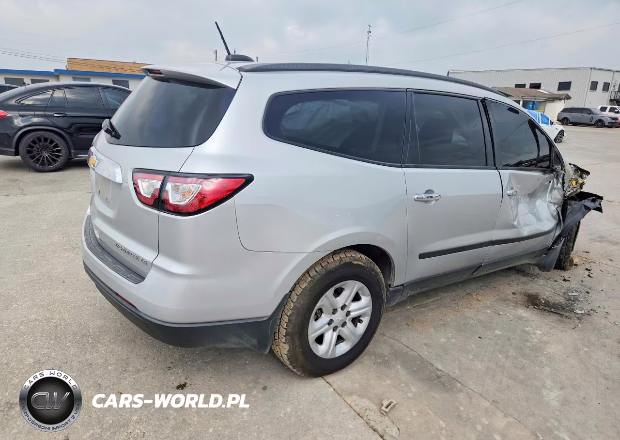 2016 Chevrolet Traverse Ls VIN:1GNKRFKD1GJ142273 - 3