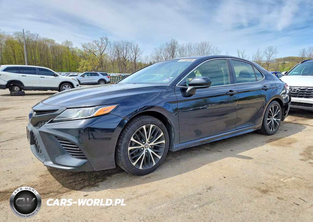 2018 Toyota Camry Se – zdjęcie 1 z 12