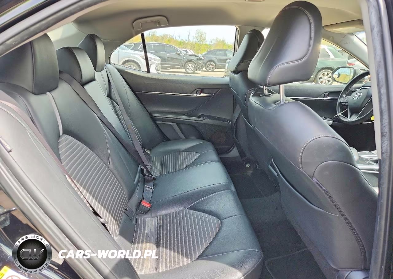 2018 Toyota Camry Se VIN:JTNB11HK9J3005033 - 10
