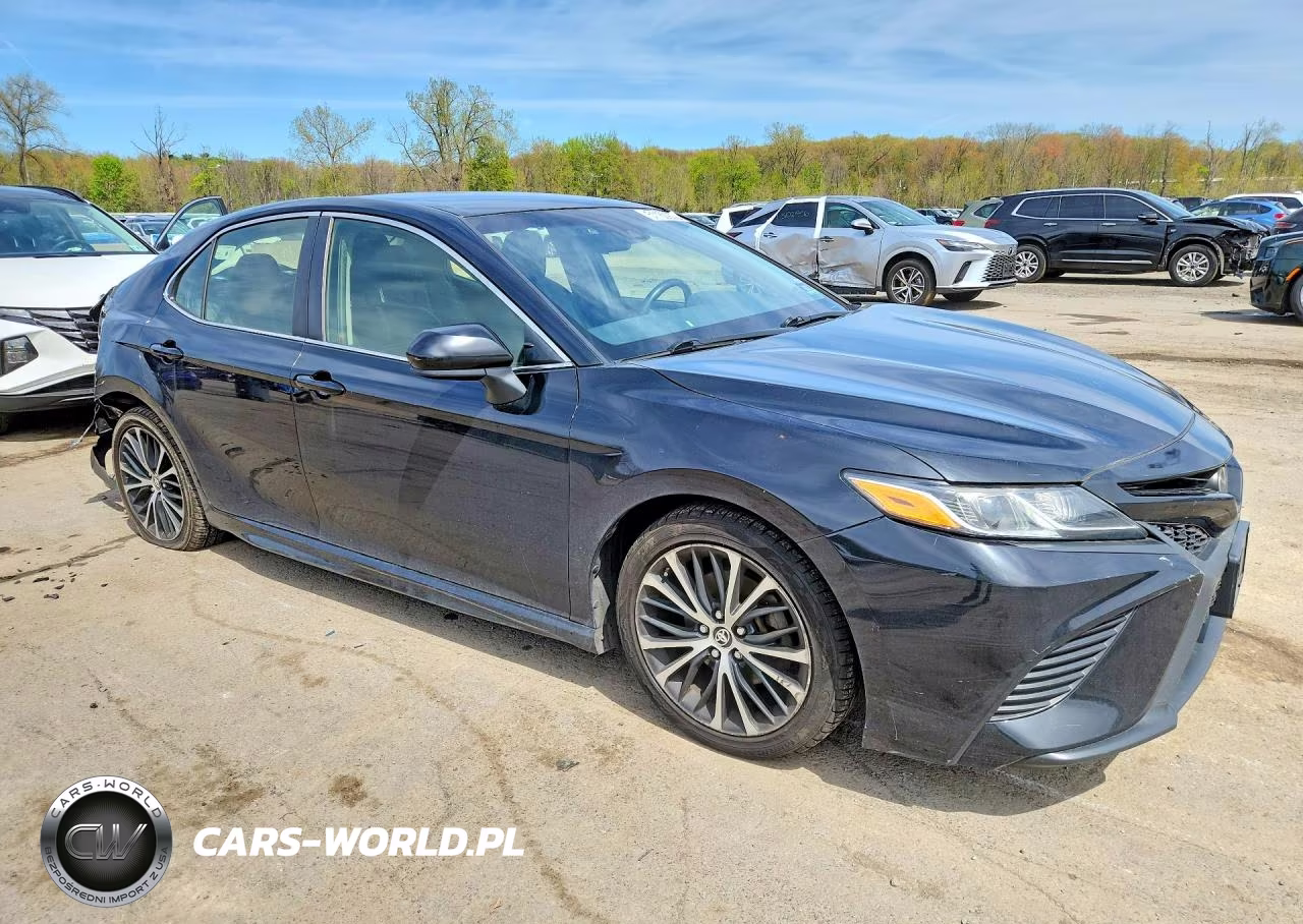 2018 Toyota Camry Se VIN:JTNB11HK9J3005033 - 4