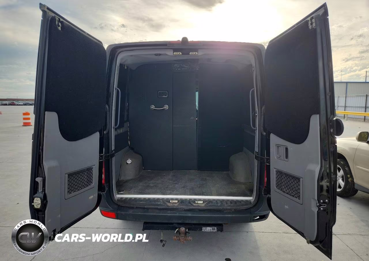 2016 Mercedes-Benz Sprinter 2500 VIN:WDZPE7DD8GP223880 - 10