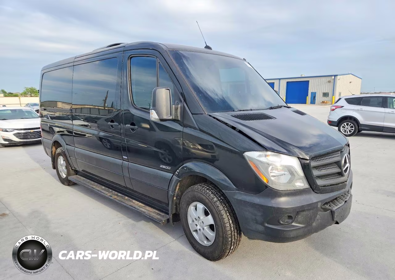 2016 Mercedes-Benz Sprinter 2500 VIN:WDZPE7DD8GP223880 - 4