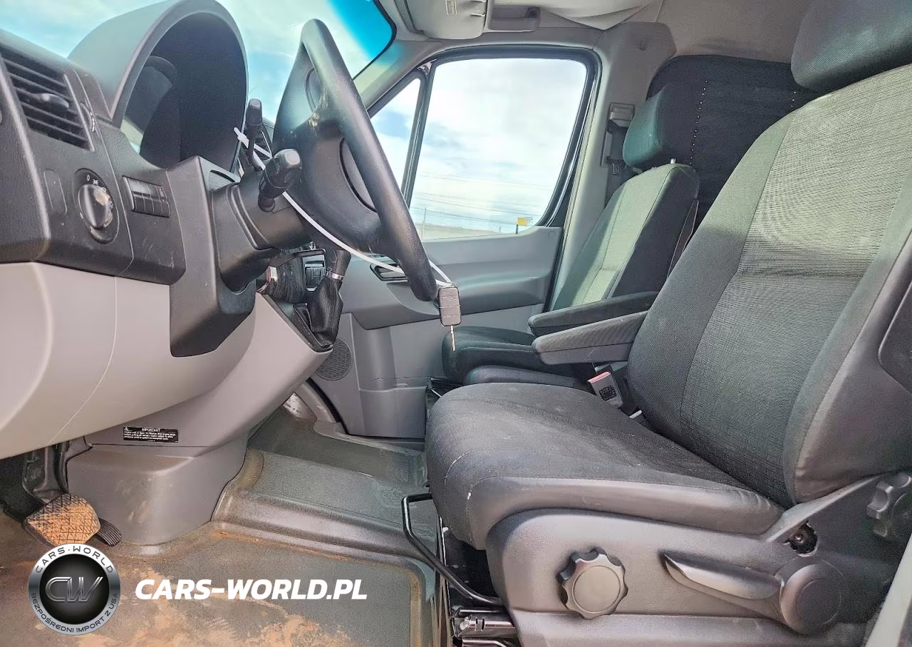 2016 Mercedes-Benz Sprinter 2500 VIN:WDZPE7DD8GP223880 - 7