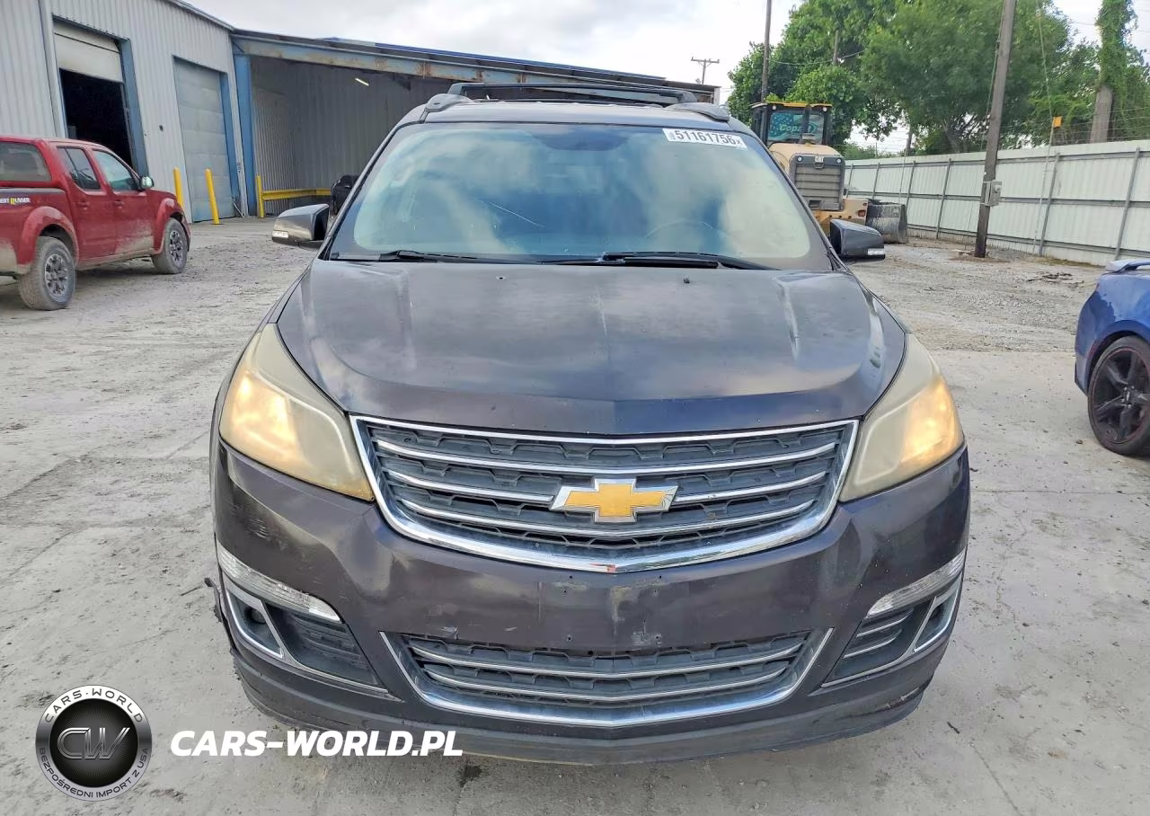 2017 Chevrolet Traverse Premier VIN:1GNKRJKD3HJ303906 - 5