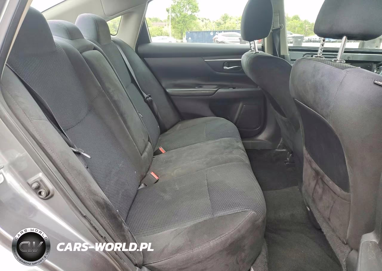 2015 Nissan Altima 2.5 S VIN:1N4AL3AP4FC257832 - 10