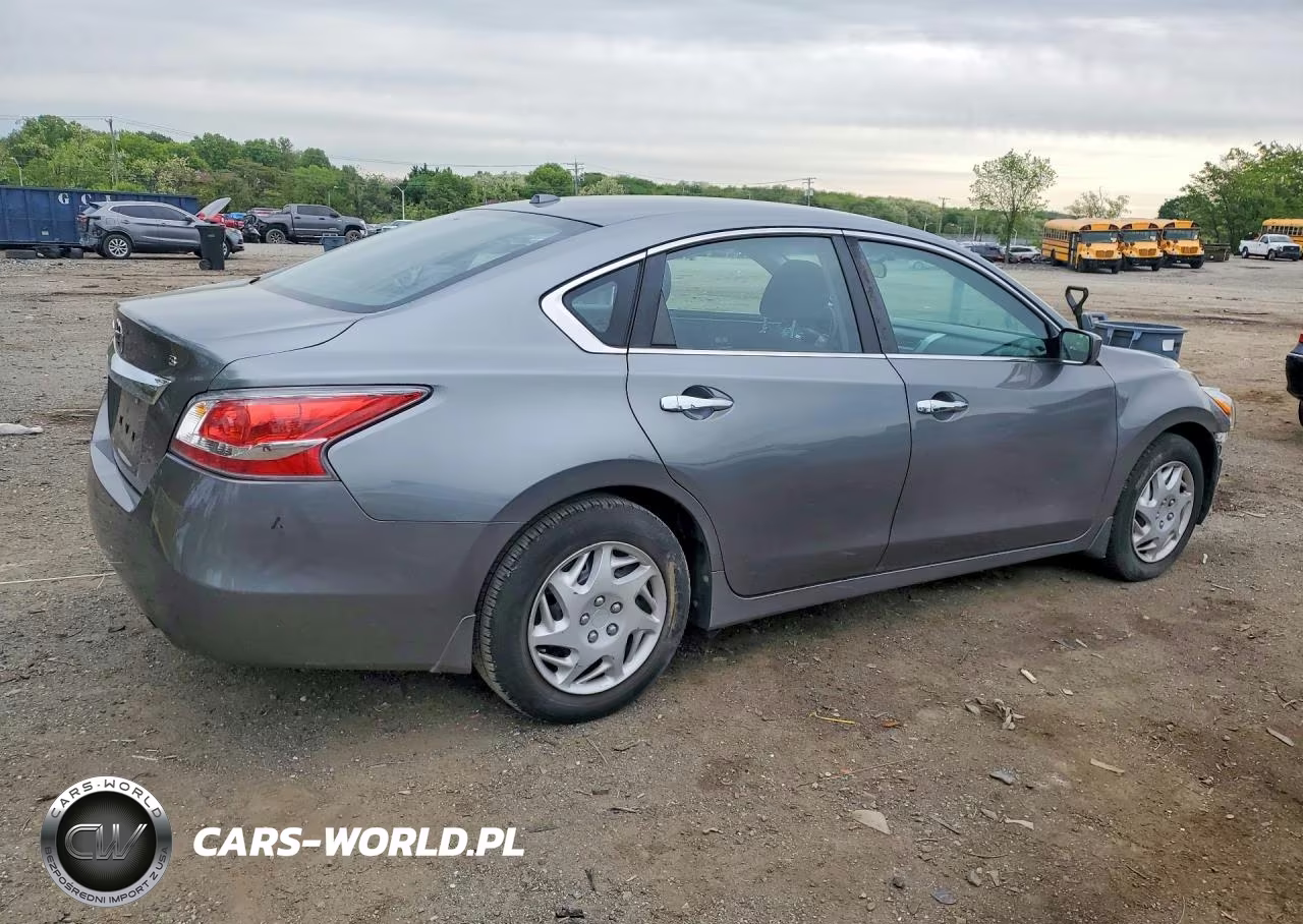 2015 Nissan Altima 2.5 S VIN:1N4AL3AP4FC257832 - 3