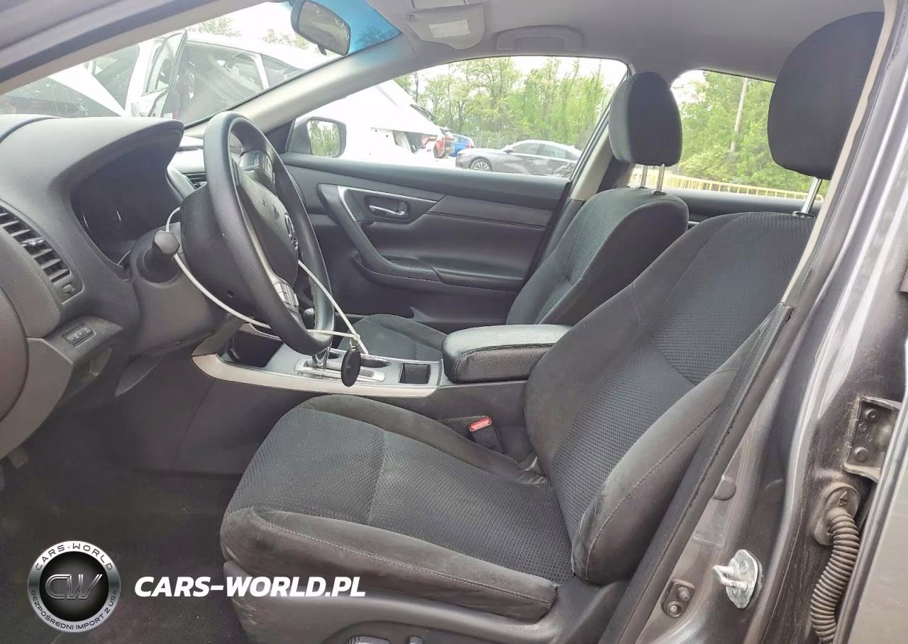 2015 Nissan Altima 2.5 S VIN:1N4AL3AP4FC257832 - 7